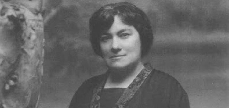 Benita Asas Manterola, pionera del feminismo