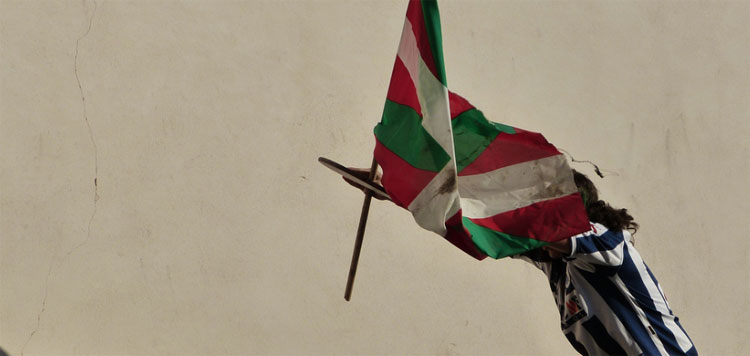 Euskal identitatea eta komunitatearen eraikuntza mintzagai 