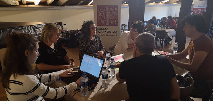 Diversidad: hacia una gesti&oacute;n democr&aacute;tica