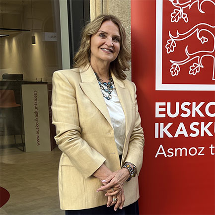 2025. Gloria Totoricagüena Egurrola